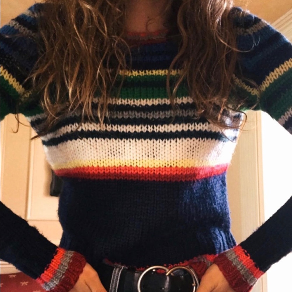 American Eagle Sweater